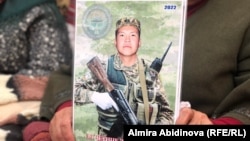 Маркум Айжигит Таалайбек уулунун сүрөтү.  Кара-Суу, Ош. 10-ноябрь, 2022-жыл.