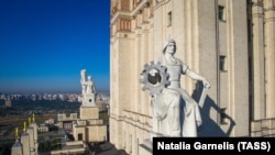 Здание МГУ, архив