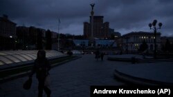 В Україні діють графіки погодинних вимкнень світла через комбіновані цілеспрямовані атаки РФ на українську енергосистему