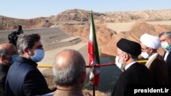 رئیسی از روند تکمیل سد مخزنی کنجان‌چم در ایلام در دوم مهرماه ۱۴۰۰