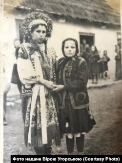 Бабуся Віри Угорської у весільному вбранні, 1950 рік