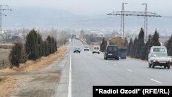 Роҳе, ки садами нақлиётӣ рух додааст.