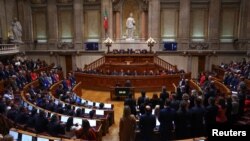 Депутати парламенту в Лісабоні, Португалія, 11 березня 2025 року