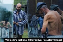 صحنه‌ای جنگ جهانی سوم، ساخته هومن سیدی