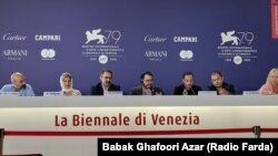 عکس اختصاصی رادیو فردا از نشست رسانه‌ای فیلم شب، داخلی، دیوار