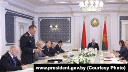 Падчас нарады ў Аляксанра Лукашэнкі, архіўнае фота