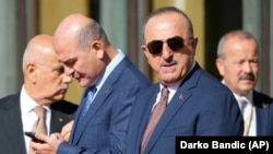 Մևլութ Չավուշօղլու