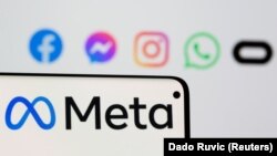 متا همه برندهای شرکت فیس‌بوک از جمله فیس‌بوک، واتس‌اپ، مسنجر، و اینستاگرام را در بر می‌گیرد.
