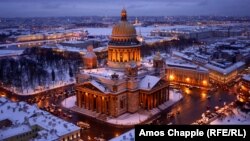 این واقعه در سن‌پترزبورگ رخ داده است