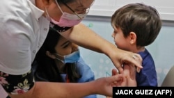 Діти до 5 років – єдина група у США, яка ще не має права на вакцинацію від COVID-19