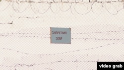 Ограждение одной из тюрем в Кыргызстане. Иллюстративное фото. 