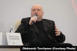 Олександр Турчинов пропонує зосередитися на перевагах особливого статусу союзника США поза НАТО