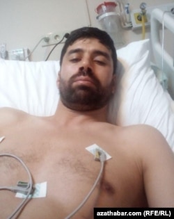 Baýram Allalyýew Stambulyň keselhanasynda