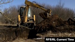 Будівництво фортифікацій у Харківській області, Україна, березень 2024 року