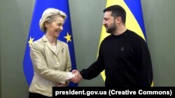 Володимир Зеленський і Урсула фон дер Ляєн під час зустрічі в Києві, ілюстраційне фото