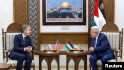 محمود عباس (راست) در دیدار با آنتونی بلینکن