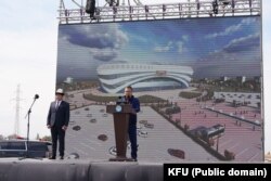 Жаңы стадионго капсула салуу салтанаты. 30-август, 2023-жыл. Стадион үчүн Ороктон 20,78 гектар жер тилкеси бөлүнгөн.