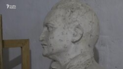 Toz içində natamam heykəl - Cümhuriyyət qurucusu Rəsulzadə 141 yaşında