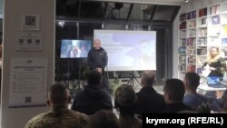 Керівник проєкту Крим.Реалії Володимир Притула на вечорі пам'яті Геннадія Афанасьєва, 20 лютого 2024 року