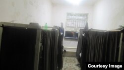 Камеры, в которые поместили некоторых фигурантов "Кемпирабадского дела". Фото сделаны сотрудниками Наццентра по предупреждению пыток. 