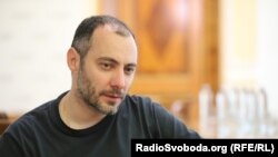 «Із метою уникнення провокацій рекомендуємо капітанам суден, які прямують до/з українських морських портів, пропливати якомога ближче до узбережжя північно-західної частини Чорного моря через територіальні води Туреччини, Румунії та Болгарії», – Кубраков