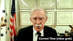  Жон Болтон. Архив