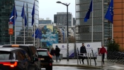 Diňle: Ukraina ÝB-niň gümrük paçlary boýunça söwda ýeňillikleriniň möhletini uzaltmagyny mübärekledi