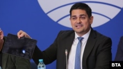 Председателят на МЕЧ Радостин Василев