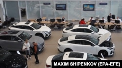 Салон Changan в России