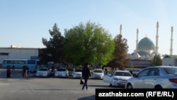 Türkmenistanda yslam ruhanylary döwlet propagandasynyň wagyzçylary hökmünde ulanylýar. Gökdepe (arhiw suraty) 