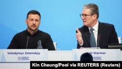 За словами Володимира Зеленського, він також обговорив із прем’єром Британії спільну роботу у європейських безпекових форматах (фото ілюстраційне)