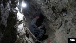 Алтын кени. Иллюстрациялык сүрөт. 