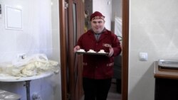 «Բոլորին սիրում եմ ու տեղ եմ տալիս սրտիս մոտ»․ Դաունի համախտանիշով տղան շրջապատից նույնքան սեր է ակնկալում