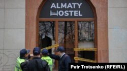 Өрт тутанган Алматыдагы хостел. Тилсиз жоо 13 кишинин өмүрүн алды. 30-ноябрь, 2023-жыл. 