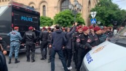 Տուժած լրագրողները վստահ են՝ ոստիկանները հատուկ են թիրախավորել իրենց