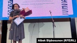 Уланбек Эгизбаев атындагы сыйлык "Азаттыктын" кабарчысы Элеонора Бейшенбек кызына ыйгарылды, 12-февраль, 2024-жыл.