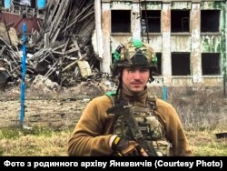 Назар Янкевич поїхав захищати країну, коли йому було 17 років