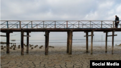 تصاویر ماهواره‌ای نشان می‌دهند که طی ۱۵ سال اخیر دریاچه خزر در حال کوچک شدن است