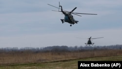 Mi-8 helicopters (file photo)