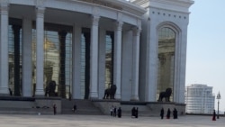 Diňle: Balkanda medeniýet işgärleriniň arasynda öz islegi bilen işden çekilýän köpeldi