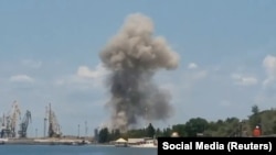 Вид на вибуху в окупованому Бердянську, 2 червня 2023 року