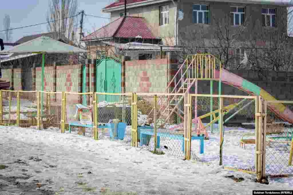 Арча-Бешиктеги балдар аянтчасы.&nbsp;