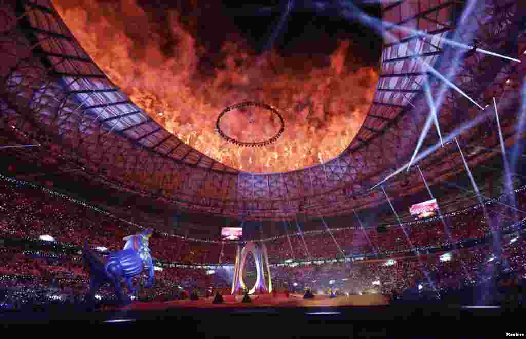 Азия Кубогунун ачылыш аземи Катардын Лусаил шаарындагы &quot;Лусаил&quot; стадионундо өттү. Финалдык беттеште дал ушул стадиондо өтөт.&nbsp;