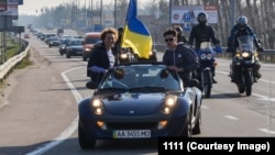 Katerina Butko (S) la un protest Automaidan în martie 2014.
