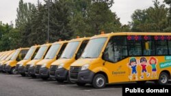 Өлкөнүн алыскы аймактарындагы мектептерине бериле турган автобустар. Ноябрь, 2024-жыл.