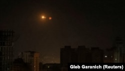 Панорама нічного Києва, траень 2023 року