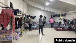 Место проживания иностранных работников швейного цеха в Сокулукском районе. Фото ГКНБ. 