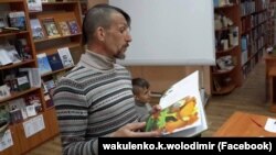 Поліція назвала імена підозрюваних у вбивстві письменника Володимира Вакуленка 