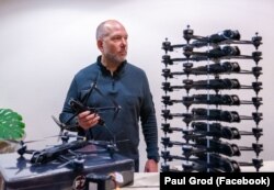 «Я думаю, головне – зрозуміти, що невідомо, як довго ця війна буде тривати, як довго будуть жити тимчасові переселенці за кордоном, коли вони повернуться»