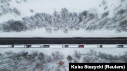 В естонському дипломатичному відомстві кажуть, що питання блокади кордону з Україною неодноразово порушувалося у відносинах із Польщею.